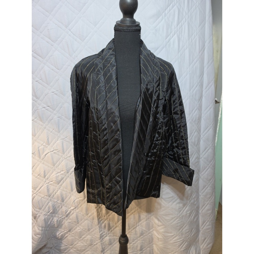 Sweet Inspirations California Vintage Black Gold Metallic Quilted‎ Open Jacket
